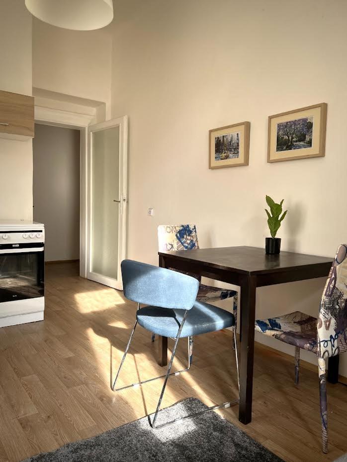 Muchovka Apartment プラハ エクステリア 写真
